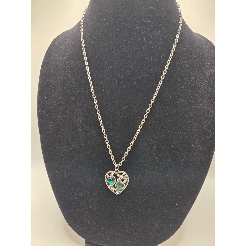1758. Vintage Sarah Coventry Love Story Necklace
